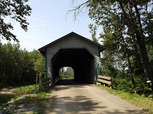 Pont couvert de Saint-Anaclet-de-Lessard